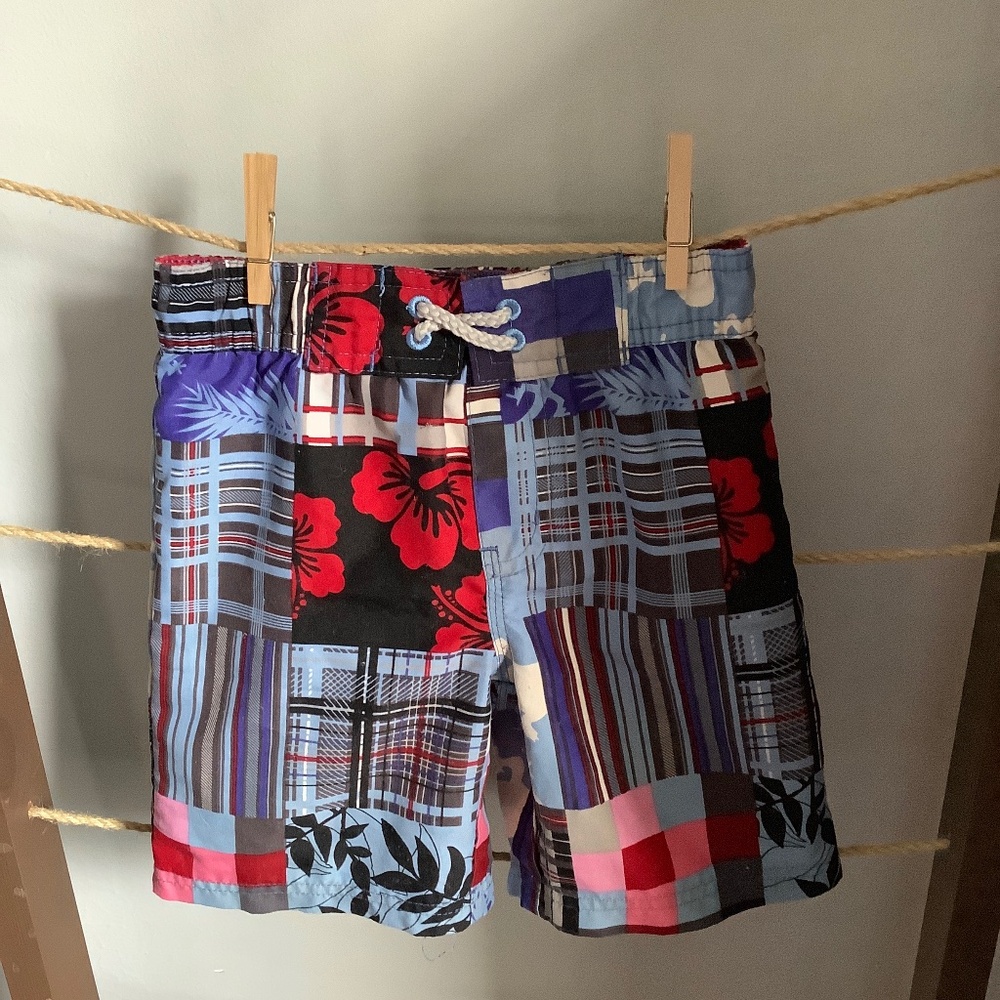 😻8 for $20😻  Sport-Tec swim shorts size 3